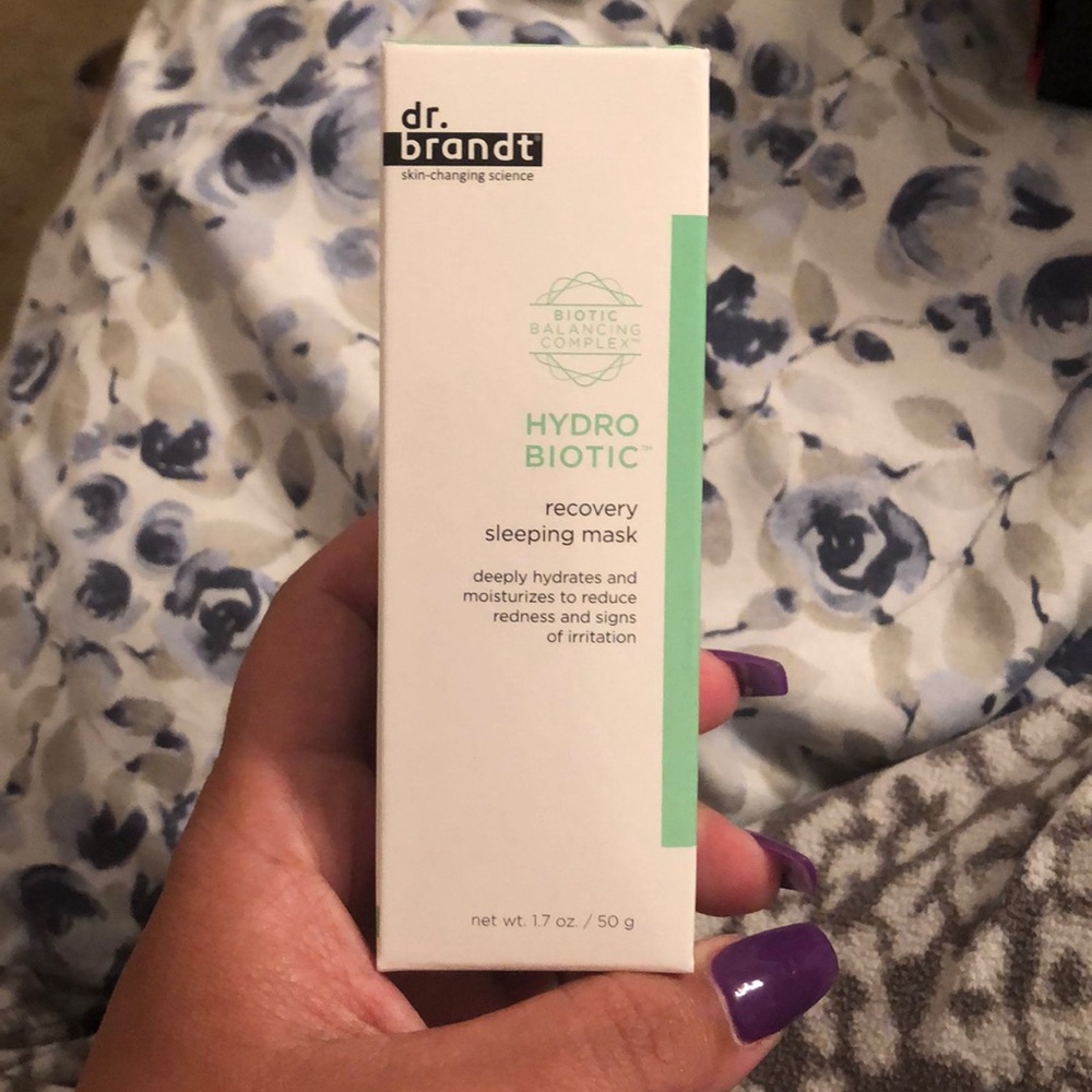 Hydro biotic sleeping mask